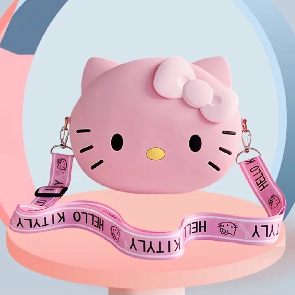 NIP Hello Kitty Pink Large Silicone Crossbody Bag with Adjustable Strap - Picture 3 of 8